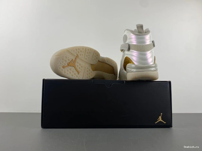 One Kick 832821-030 Retro 8 Jordan Champagne 0730